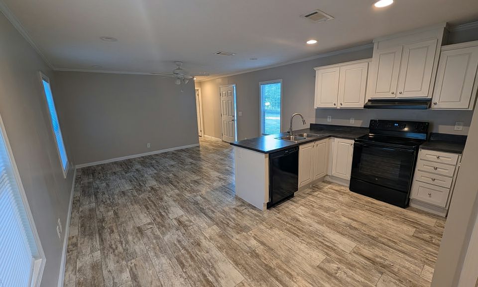 1st image of 1630 Balkin Rd #85