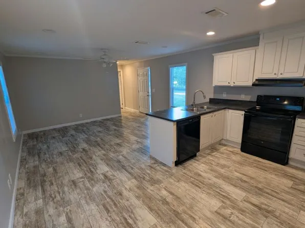 1630 Balkin Rd #85, Tallahassee, FL 32305