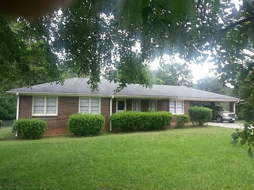 2nd image of 288 Lester Rd