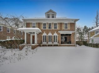 2410 Overlook Rd, Cleveland Heights, OH 44106