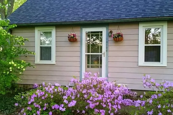 4 bed, 1360 sqft, $1,700 — Photo 1