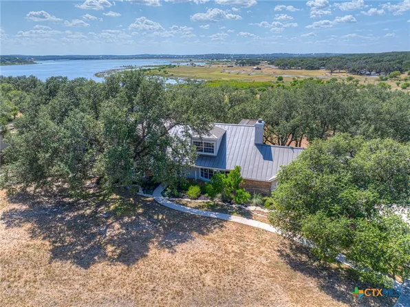544 Military Dr, Canyon Lake, TX 78133