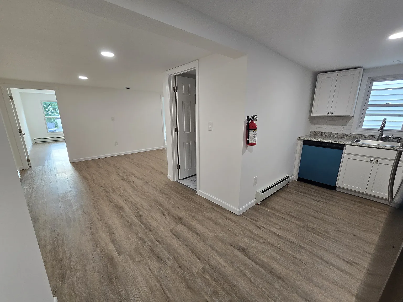 2 bed, 795 sqft, $1,700 — Photo 4