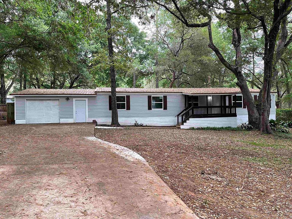 1st image of 2115 Burnt Pine Ln