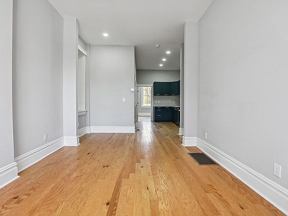 4th image of 3217 Texas Ave