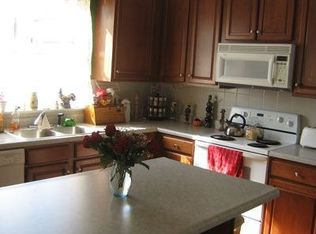 1032 Landing Place Dr, Lake Saint Louis, MO 63367