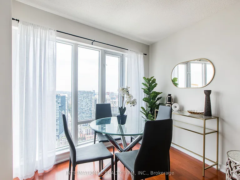 210 Victoria St #3303 — Photo 4