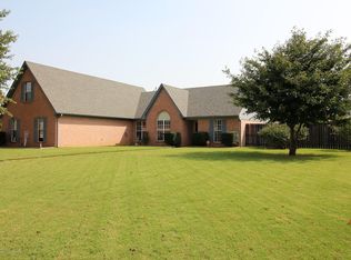 6640 Tealwood Dr, Horn Lake, MS 38637