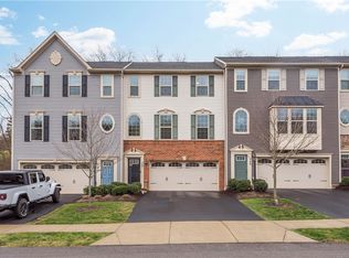 127 Arbor Trail Dr, Mc Kees Rocks, PA 15136