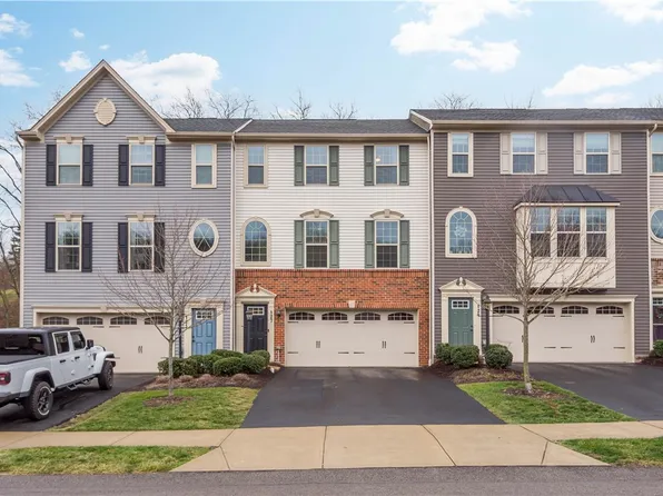 127 Arbor Trail Dr, Mc Kees Rocks, PA 15136