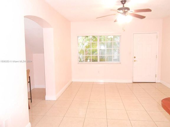 5th image of 1193 Marseille Dr APT 1