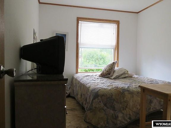 5th image of 26 Paintbrush Dr