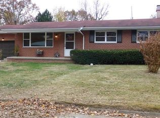 803 Lafayette Ave, Godfrey, IL