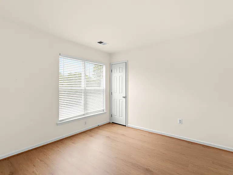 7707 White Willow Ct — Photo 25