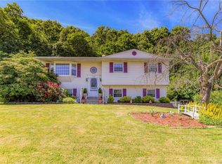 335 Lake Shore Dr, Monroe, NY 10950