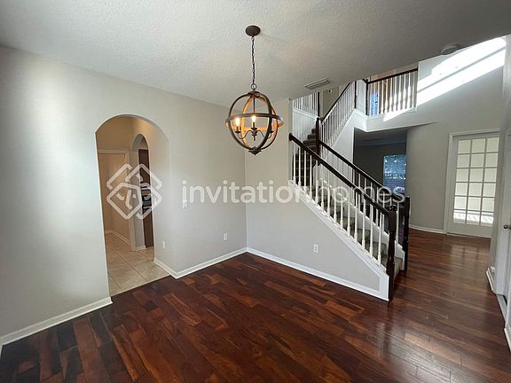 3rd image of 4305 Knollpoint Dr