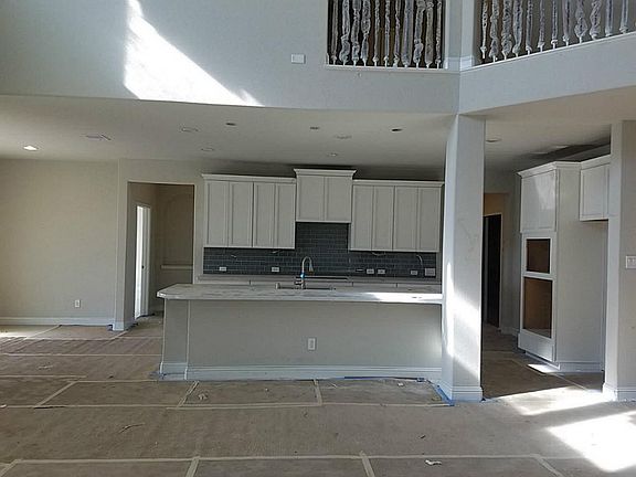 3rd image of 15235 Ironwood Meadow Ln