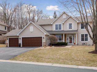 1492 Pinetree Pass, Eagan, MN 55122