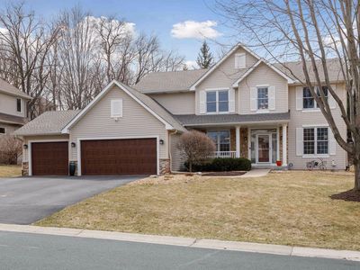 1492 Pinetree Pass, Eagan, MN, 55122
