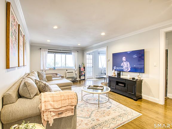 3rd image of 154 Cold Spring Road APT 87