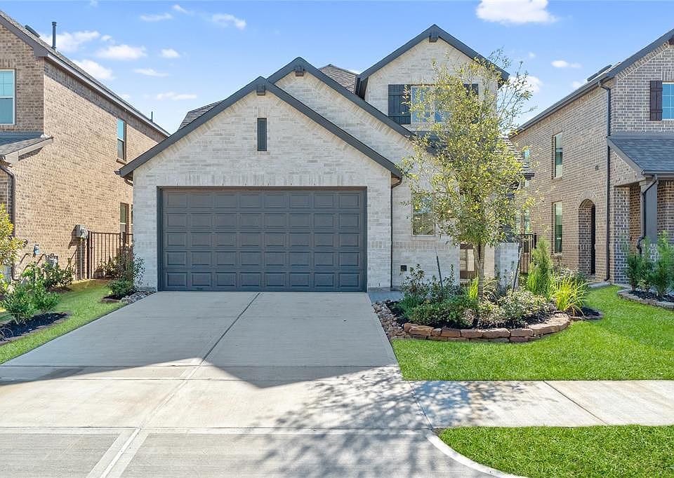 1st image of 19547 Shady Hike Ln