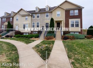 12315 S Tallgrass Dr, Olathe, KS 66061
