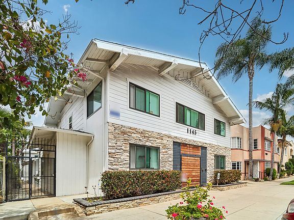 3rd image of 1145 E 1st St #60517378