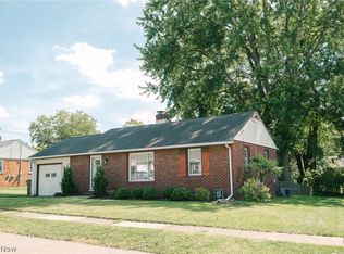 806 38th St NW, Canton, OH 44709