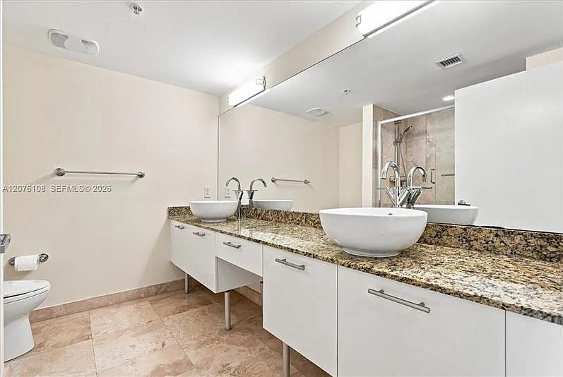 2 bed, 1402 sqft, $4,600 — Photo 4