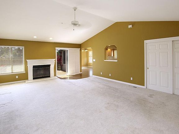5th image of 13200 Heritage Cir