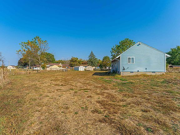2nd image of 24053 N County Road 3050 E