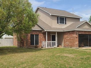 301 Pheasant Cv, Hutto, TX 78634
