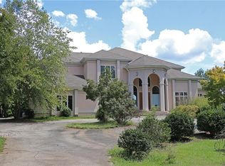 3291 Lost Valley Dr, Jonesboro, GA 30236