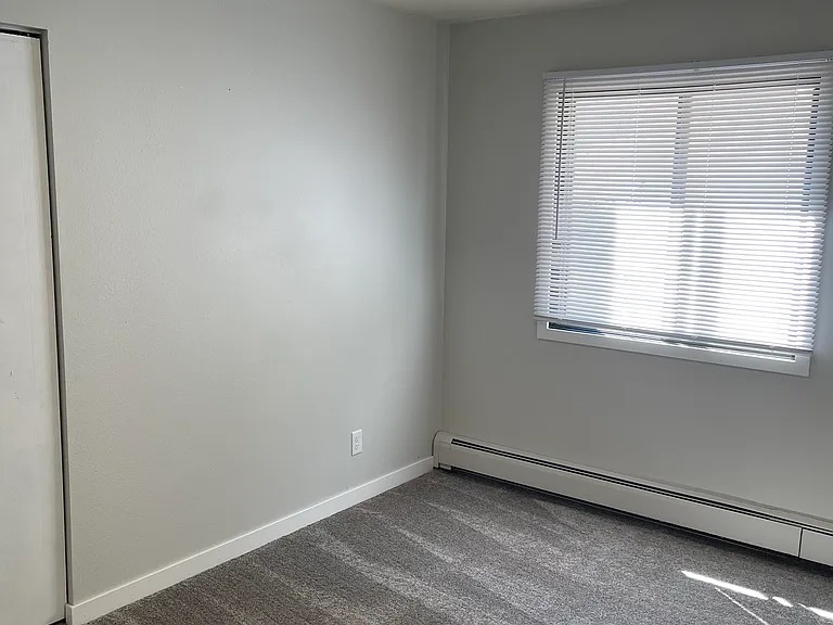 443 S Johnson St #4S — Photo 13