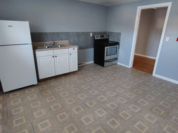 2703 Tremper Ave #4