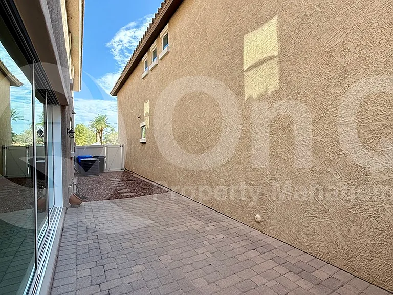 3747 E Hans Dr — Photo 22