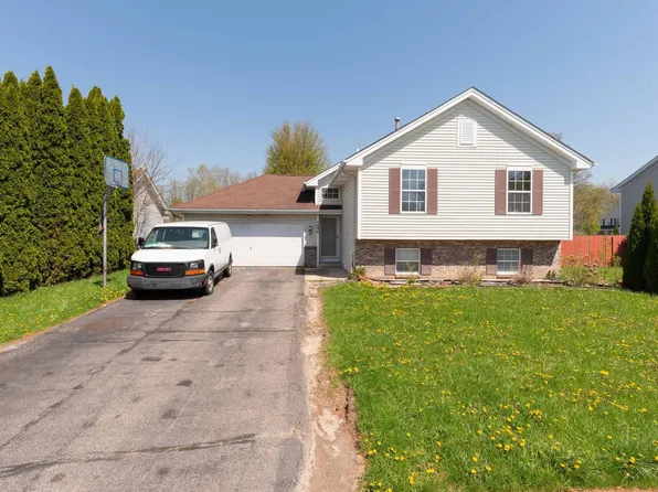 5696 Heidi Dr, Rockford, IL 61109