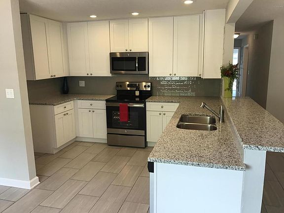 5th image of 202 Wimico Dr