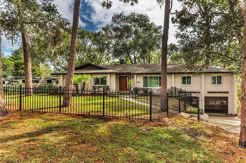 1st image of 2020 Hilltop Dr