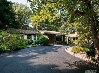 3 Barrington Pl, Melville, NY 11747
