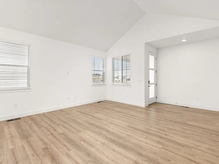 6121 Zebulon Pl — Photo 6