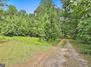 525 Polk Rd, Moreland, GA 30259