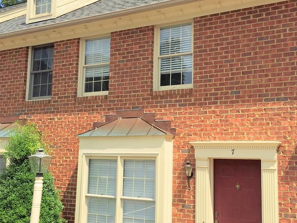 1st image of 100 Aaron Pl APT 7
