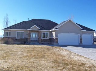 1130 October Cv, Shelley, ID 83274