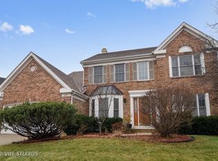245 Superior Cir, Bartlett, IL