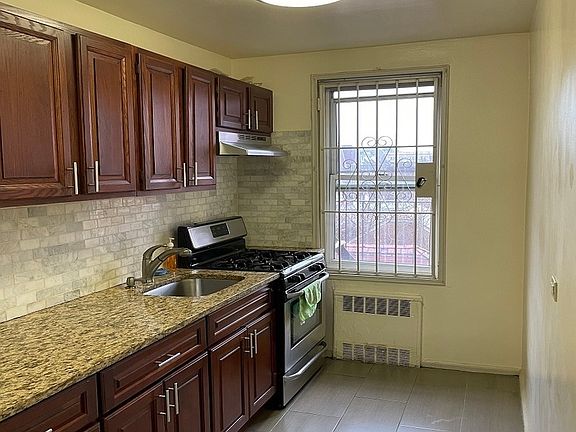 3rd image of 86-11 34th Ave #3K