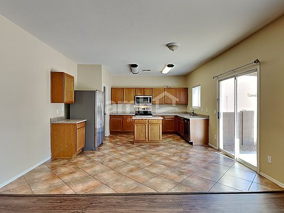 4th image of 13240 W Watson Ln