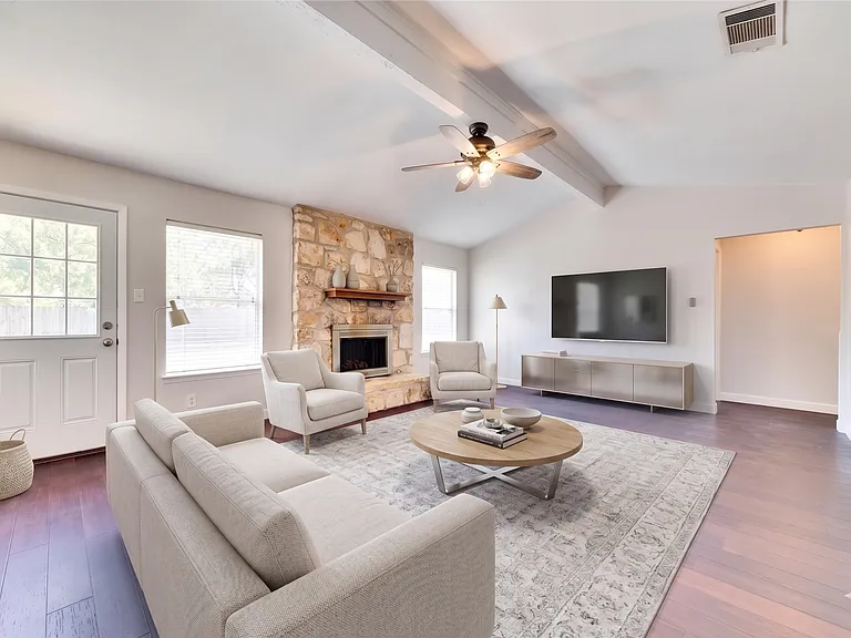 519 Yucca Dr — Photo 36