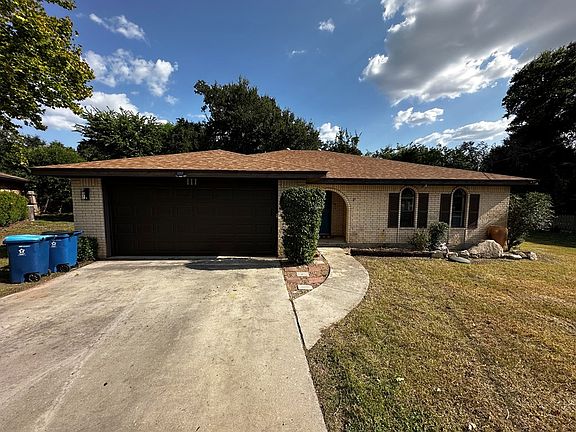 2nd image of 111 Homestead