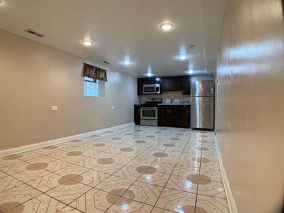 3rd image of 2240 N Laramie Ave #1